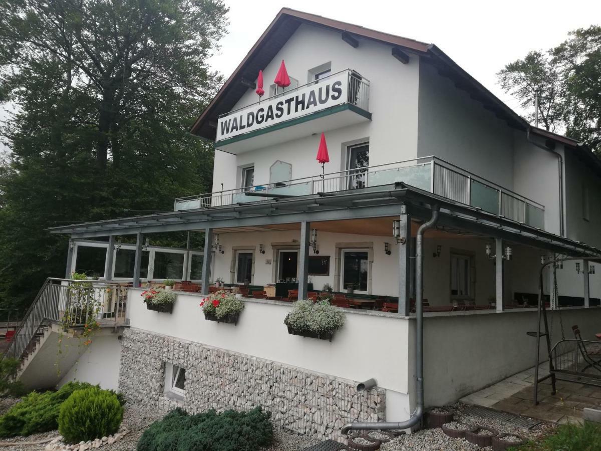 Waldgasthaus Hochburg-Ach Bagian luar foto